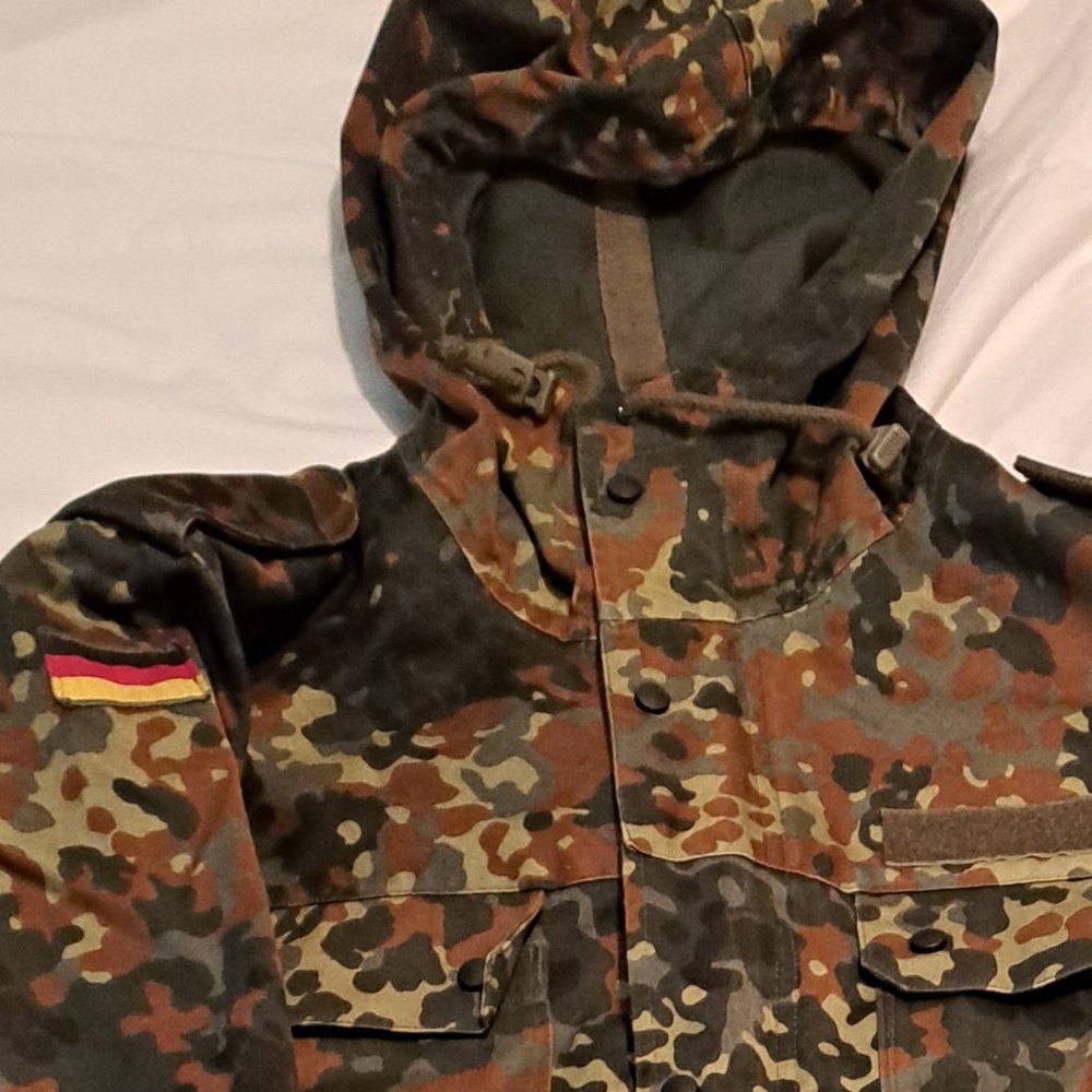 Assorted Military / Field Gear - camouflage, German